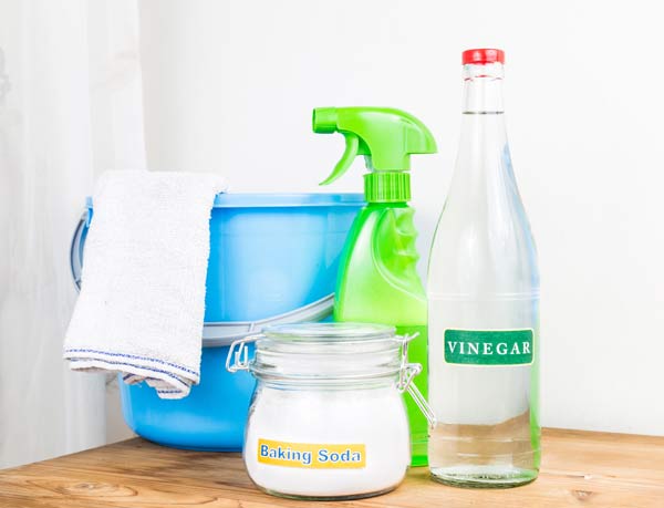 11 ways to maintain, clean and deodorize your car with vinegar and baking soda